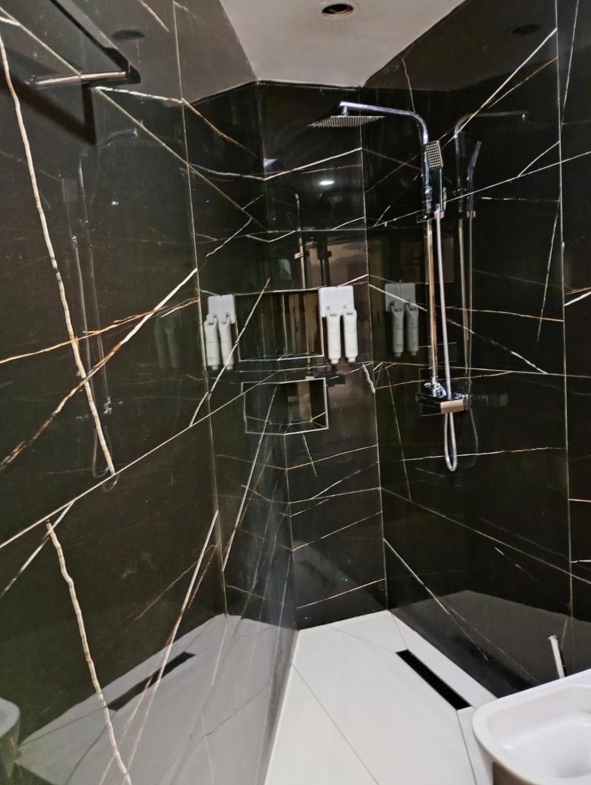 Boutique Artist Hotel Tirana Eksteriør billede