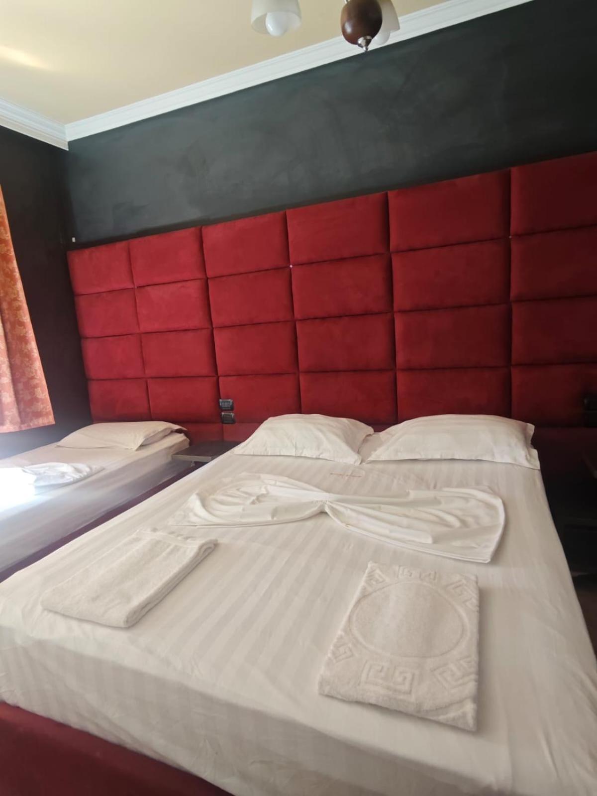 Boutique Artist Hotel Tirana Eksteriør billede